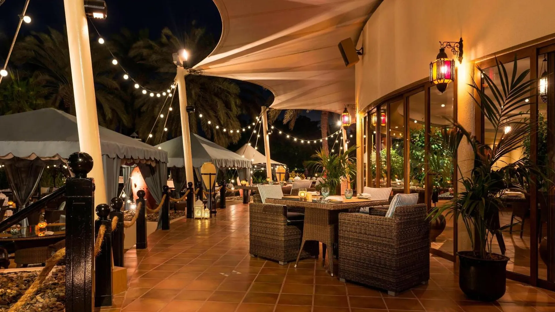 Le Royal Meridien Beach Resort & Spa Dubai 5*,