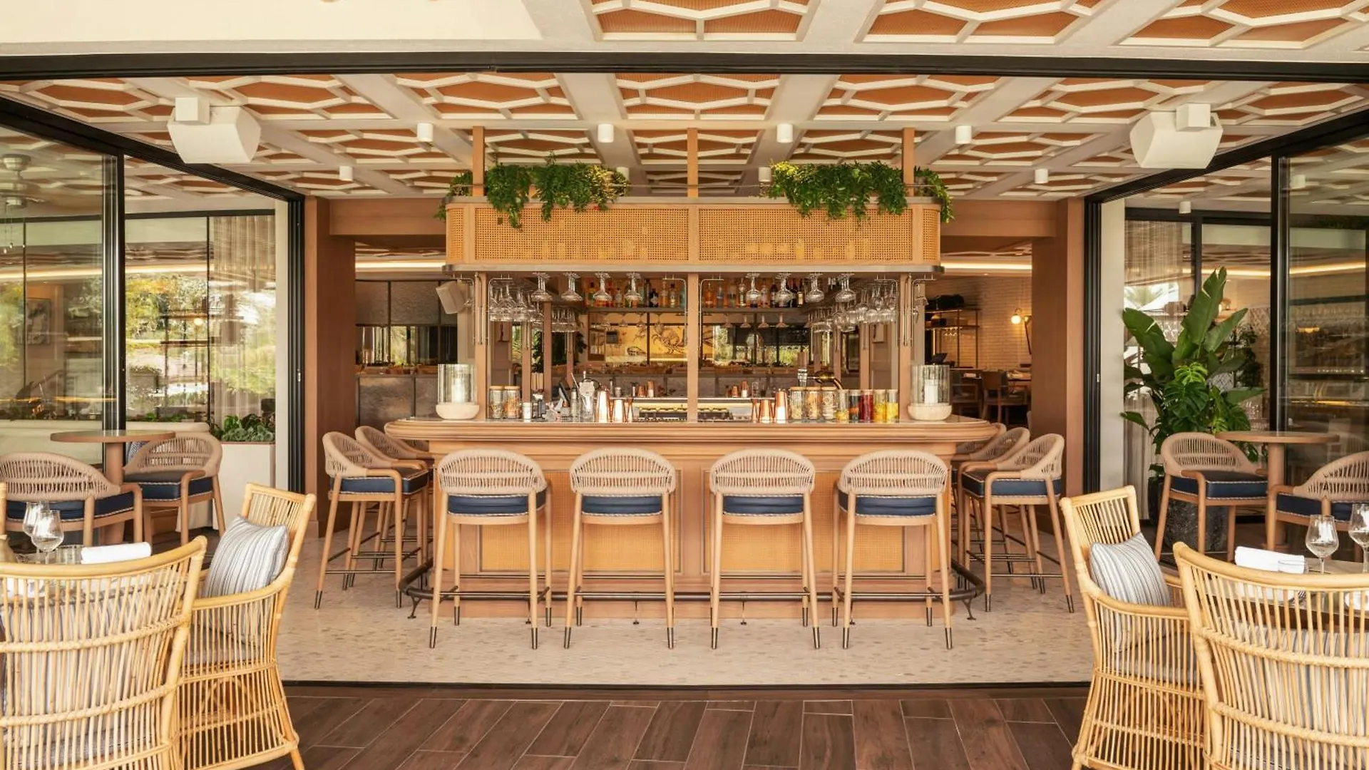 Le Royal Meridien Beach Resort & Spa Dubai 5*,